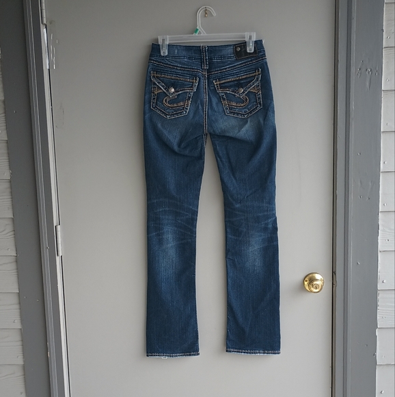 Silver - Picture 2 of 8